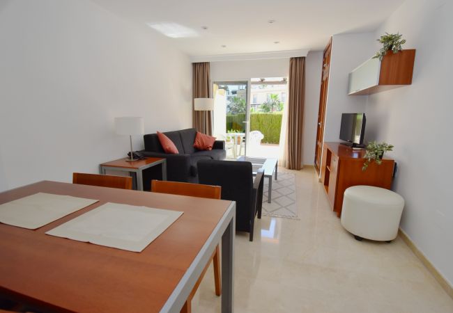 Terraced House in Mijas Costa - Family Townhouse in Mijas Costa with Resort Pools & Patio - by Mediterra Rentals Terraced House in Mijas Costa - Family Townhouse in Mijas Costa with Resort Pools & Patio - by Mediterra Rentals