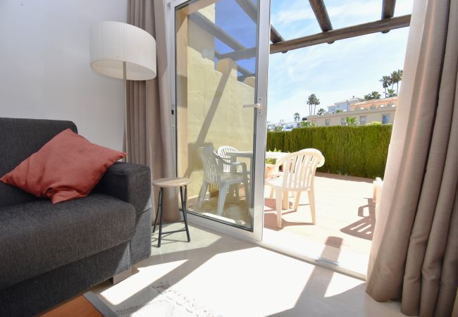 Terraced House in Mijas Costa - Family Townhouse in Mijas Costa with Resort Pools & Patio - by Mediterra Rentals Terraced House in Mijas Costa - Family Townhouse in Mijas Costa with Resort Pools & Patio - by Mediterra Rentals