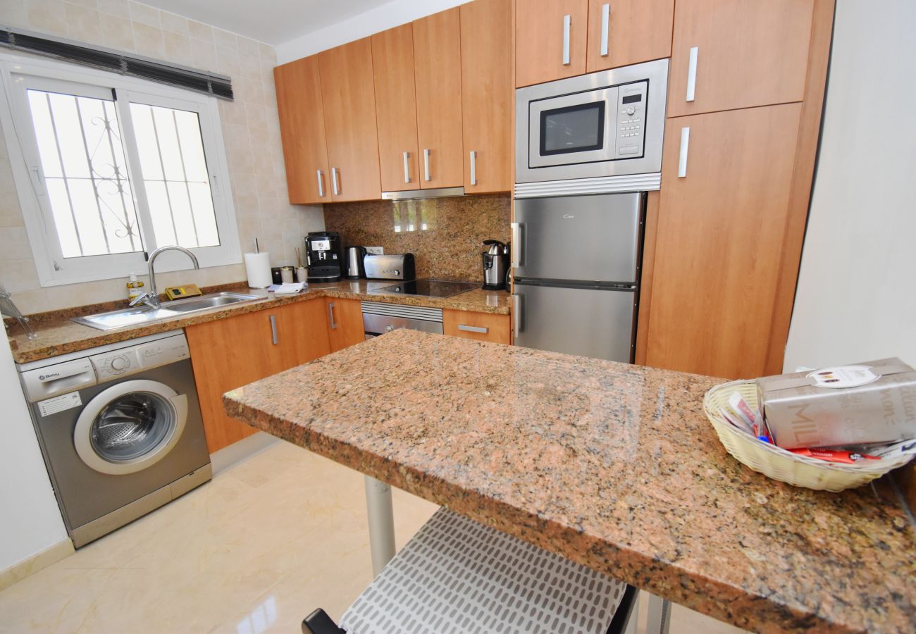 Terraced House in Mijas Costa - Townhouse with holiday resort facilities!