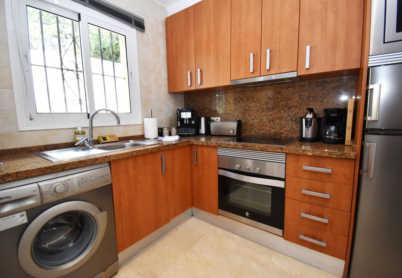 Terraced House in Mijas Costa - Townhouse with holiday resort facilities!