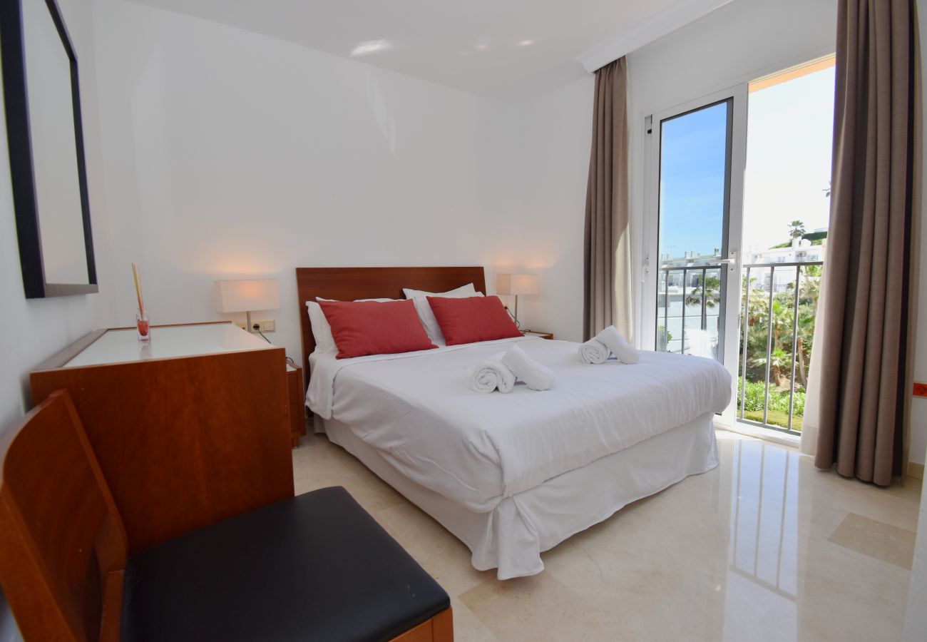 Terraced House in Mijas Costa - Townhouse with holiday resort facilities!