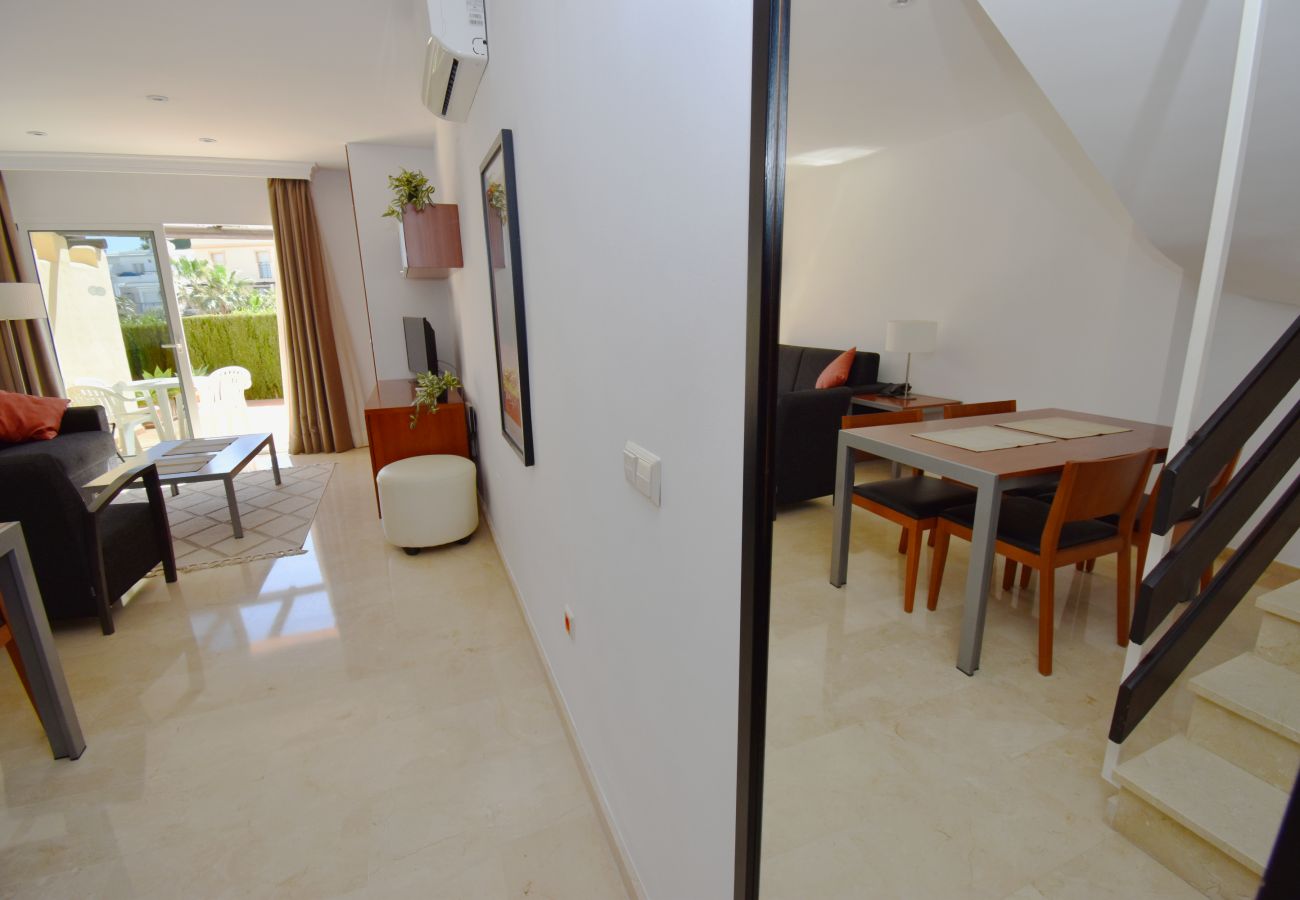 Terraced House in Mijas Costa - Townhouse with holiday resort facilities!