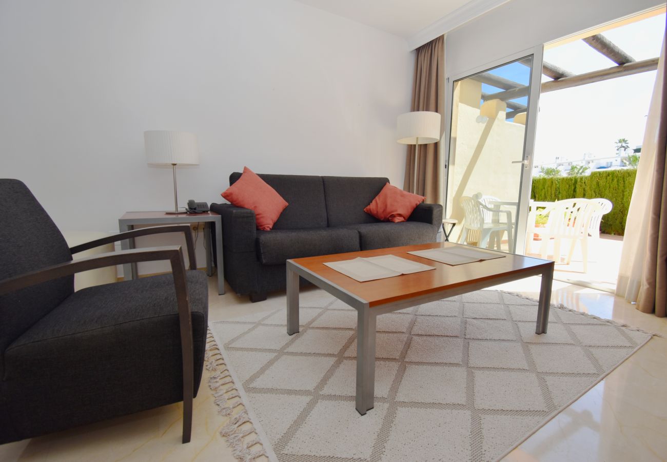 Terraced House in Mijas Costa - Townhouse with holiday resort facilities!