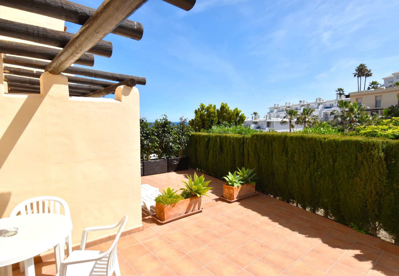 Terraced House in Mijas Costa - Townhouse with holiday resort facilities!